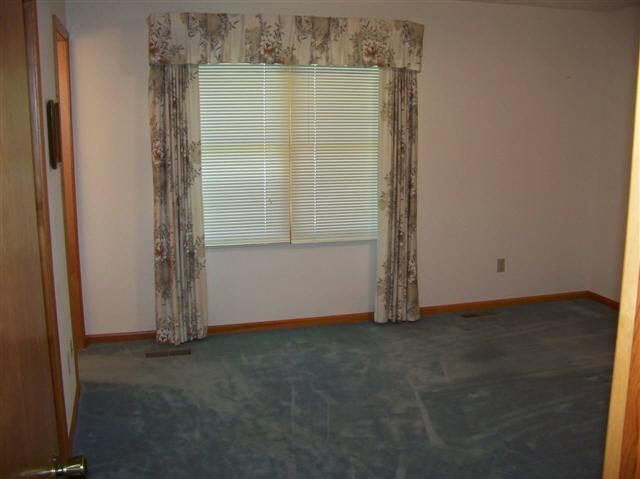 54125 Ida Road Elkhart, IN 46514 - Photo 9 of 12 Gallery Image 9