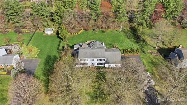 $1,375,000 | 7 Monroe Place, Cranbury, NJ 08512