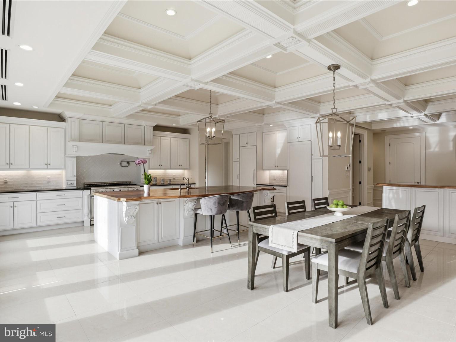 10408 Bit And Spur Lane Potomac, MD 20854 - Photo 12 of 75