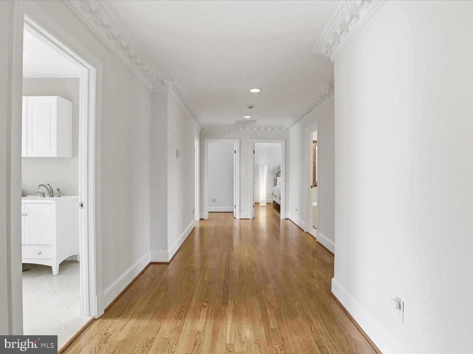 10408 Bit And Spur Lane Potomac, MD 20854 - Photo 27 of 75