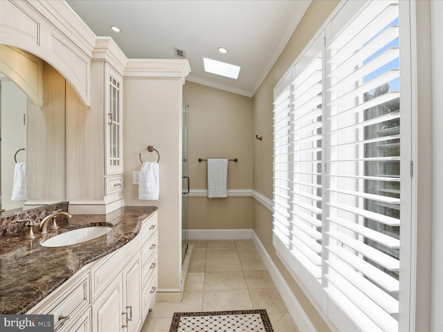 10408 Bit And Spur Lane Potomac, MD 20854 - Photo 39 of 75