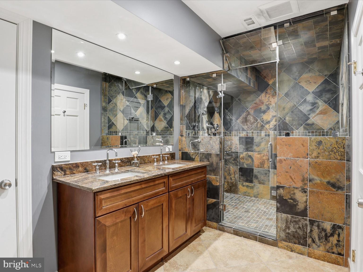 10408 Bit And Spur Lane Potomac, MD 20854 - Photo 60 of 75