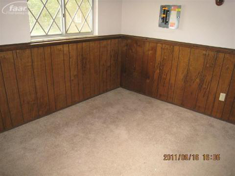3443 East Pierson Road Flint, MI 48506 - Photo 5 of 5 20144663-4.JPG