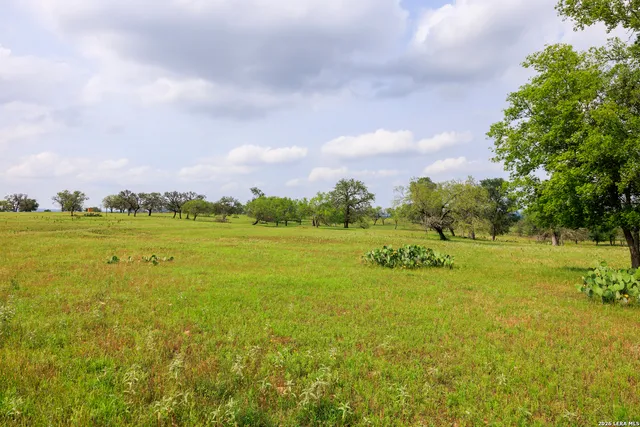 $372,250 | 0 Clearwater Ranches, Comfort, TX 78013