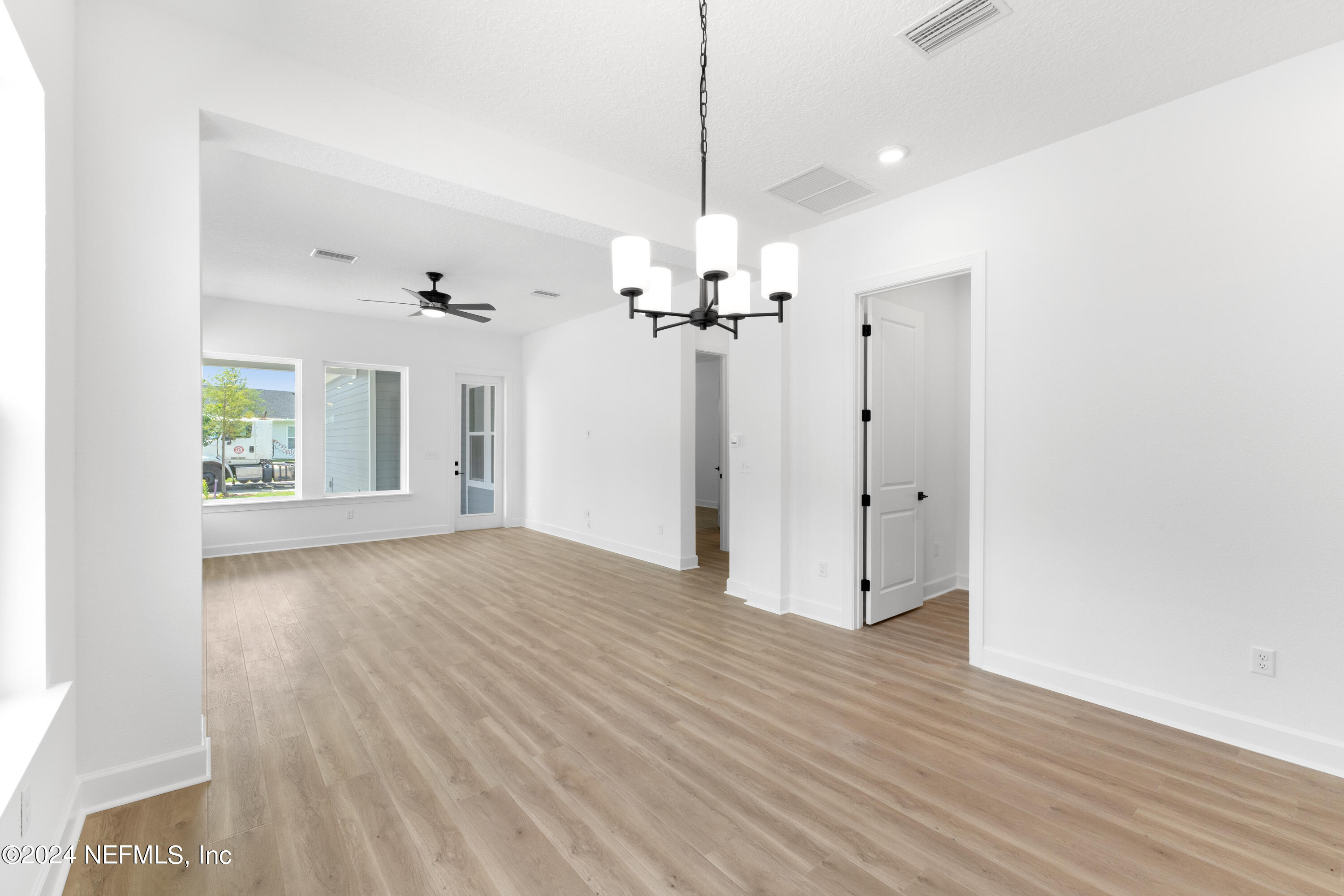 136 Alston Drive St. Augustine, FL 32092 - Photo 9 of 15 dsc06753