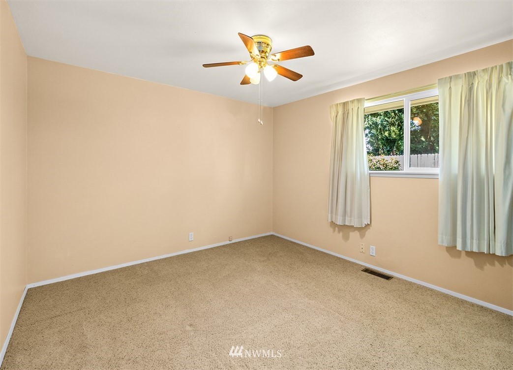 8706 Terrace Road Southwest Lakewood, WA 98498 - Photo 14 of 23