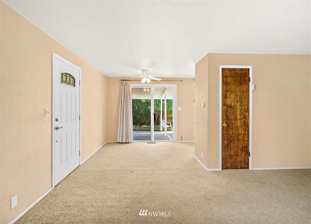 8706 Terrace Road Southwest Lakewood, WA 98498 - Photo 4 of 23