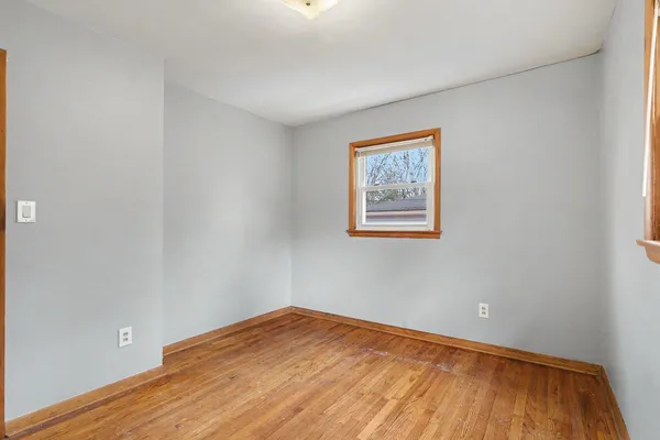 $215,000 | 20100 East Avenue North, Battle Creek, MI 49017