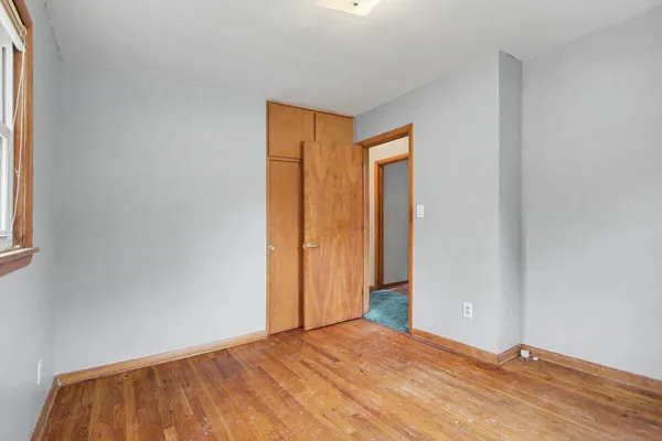 $215,000 | 20100 East Avenue North, Battle Creek, MI 49017
