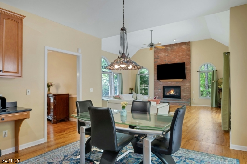 63 Twin Oaks Road Bridgewater, NJ 08807 - Photo 14 of 36