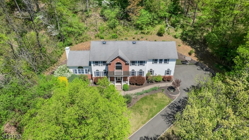 63 Twin Oaks Road Bridgewater, NJ 08807 - Photo 2 of 36