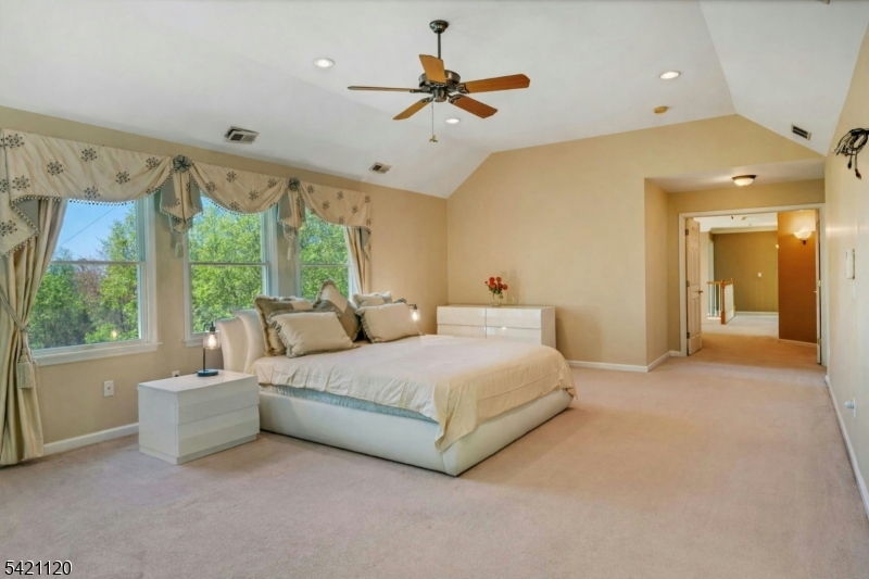 63 Twin Oaks Road Bridgewater, NJ 08807 - Photo 22 of 36