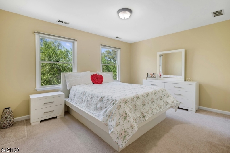 63 Twin Oaks Road Bridgewater, NJ 08807 - Photo 30 of 36