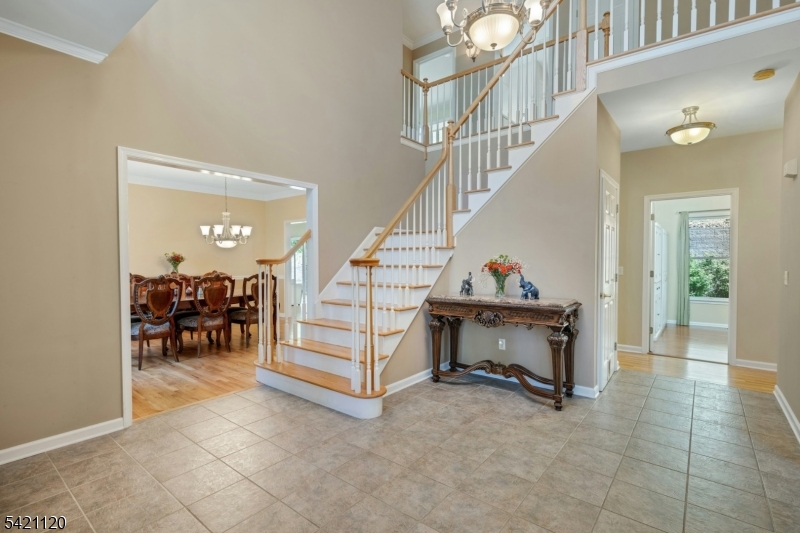 63 Twin Oaks Road Bridgewater, NJ 08807 - Photo 6 of 36