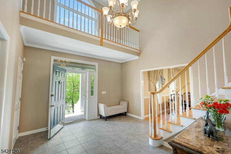 63 Twin Oaks Road Bridgewater, NJ 08807 - Photo 7 of 36