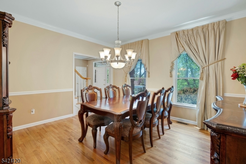 63 Twin Oaks Road Bridgewater, NJ 08807 - Photo 10 of 36