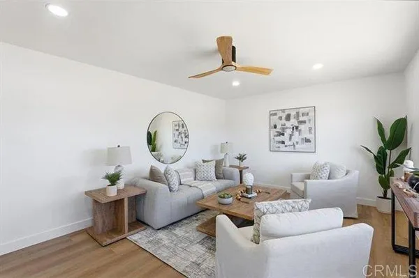 $3,100 | 702 Oaklawn Avenue, Chula Vista, CA 91910