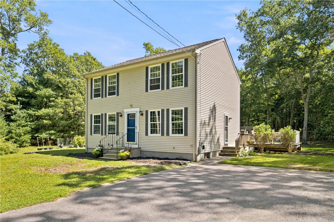 253 Old Coach Road Charlestown, RI 02813 - Photo 2 of 27 Gallery Image 2