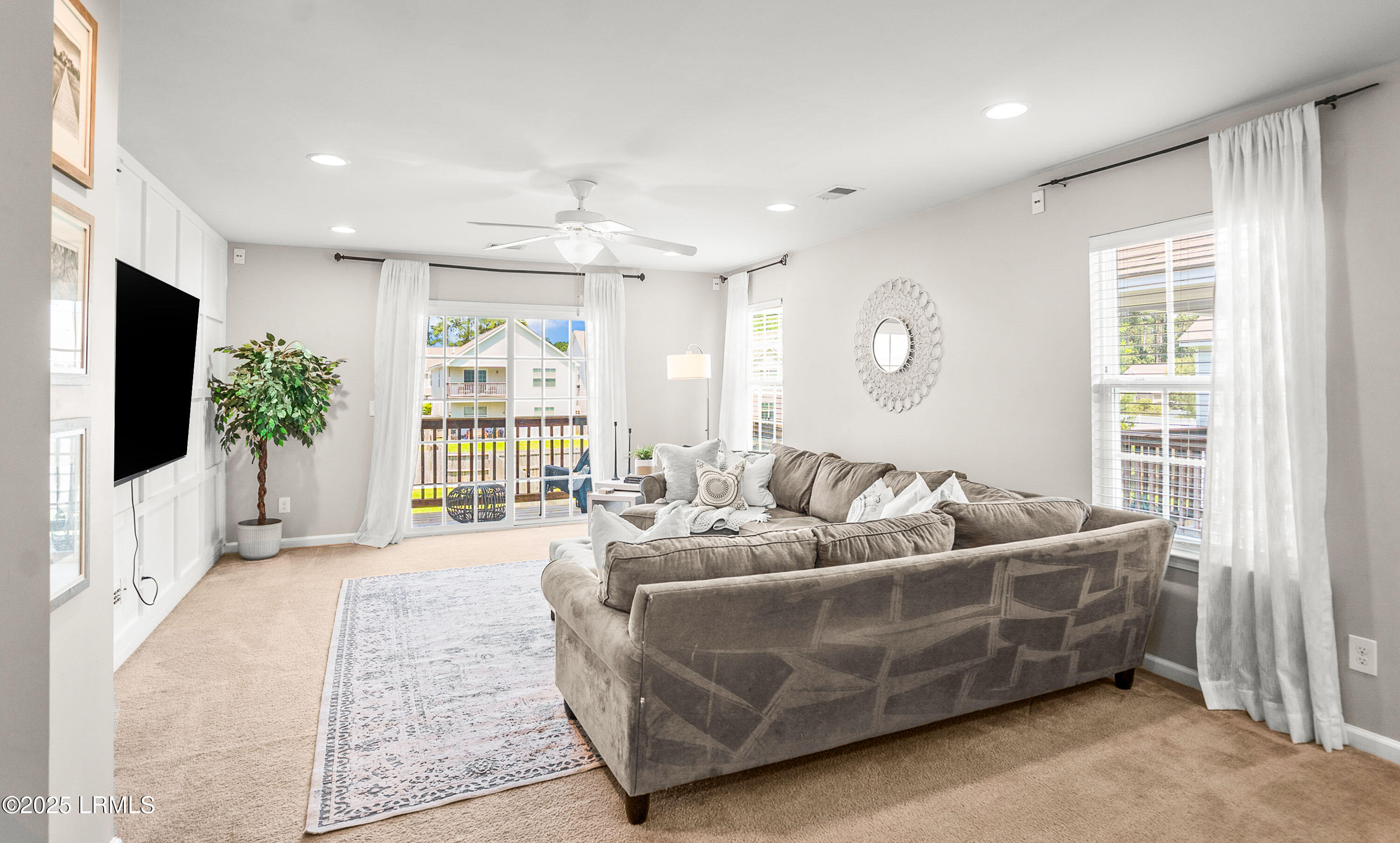 153 Glory Road Beaufort, SC 29906 - Photo 24 of 68 DSC09615-170.jpg-FULL