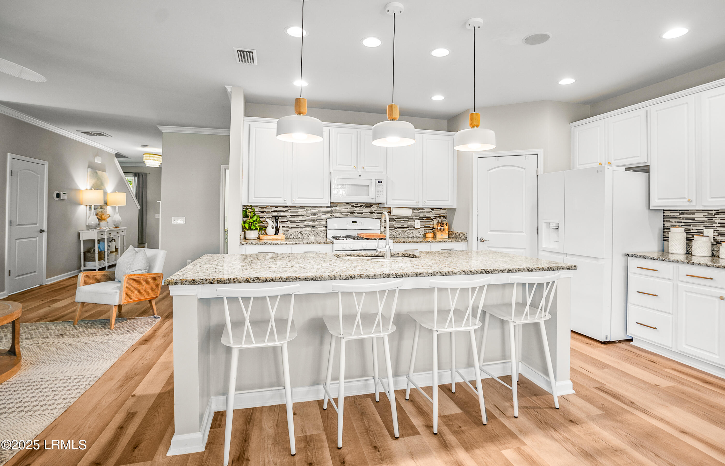 153 Glory Road Beaufort, SC 29906 - Photo 10 of 68 DSC09540-100.jpg-FULL