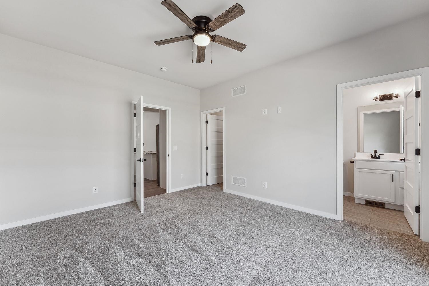 216 South Dewey Reedsburg, WI 53959 - Photo 17 of 29