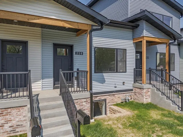 $269,900 | 216 South Dewey, Reedsburg, WI 53959