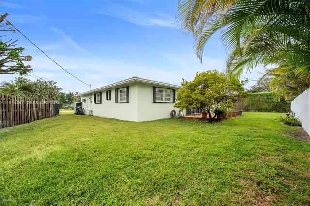 $799,000 | 8525 Southwest 100th Avenue, Miami, FL 33176