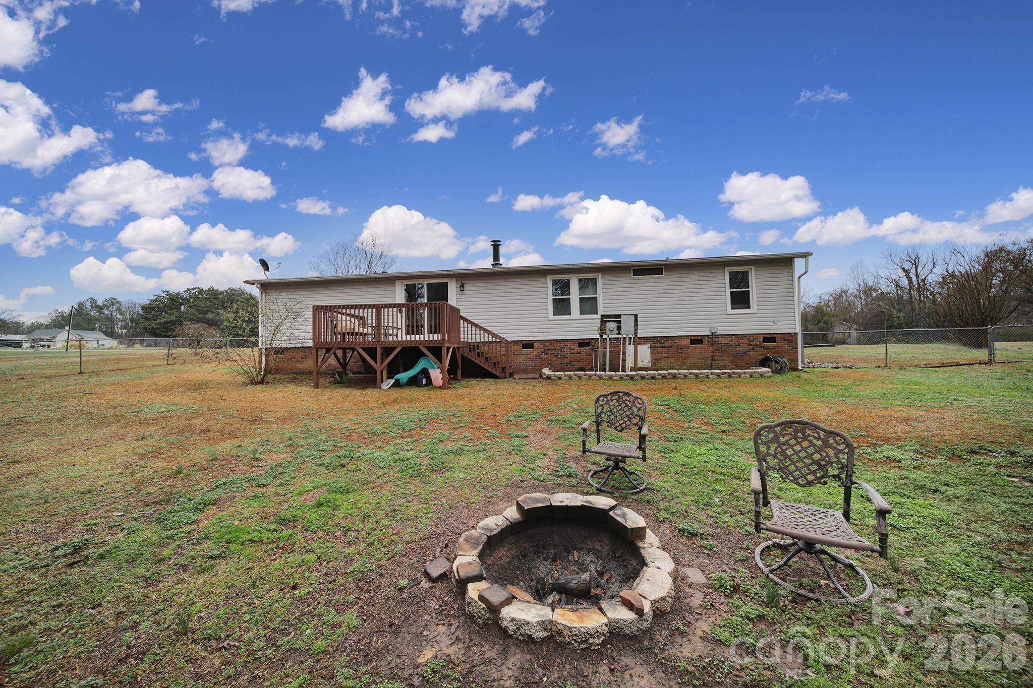 3840 Sherer Road Sharon, SC 29742 - Photo 22 of 30 a front view of a house with garden