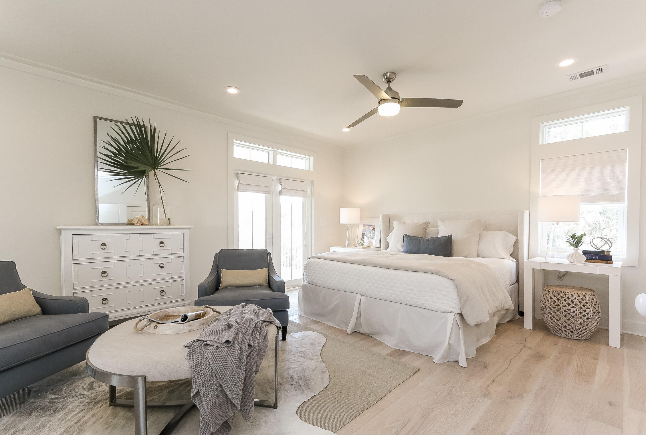 94 Blue Lake Road Santa Rosa Beach, FL 32459 - Photo 27 of 38 a bedroom with a bed and a couch
