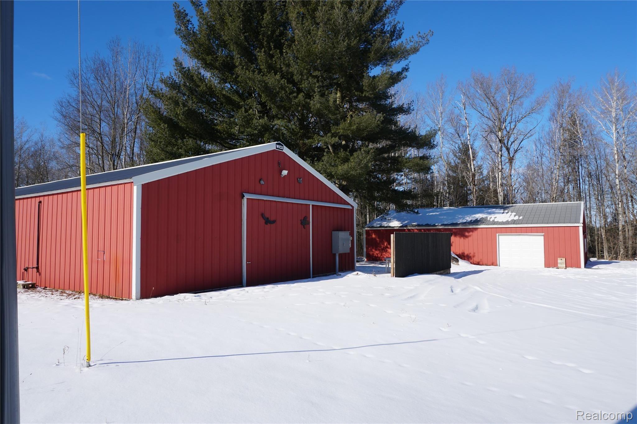 227 North Lehman Road Twining, MI 48766 - Photo 3 of 54 2022-01-26 00.33