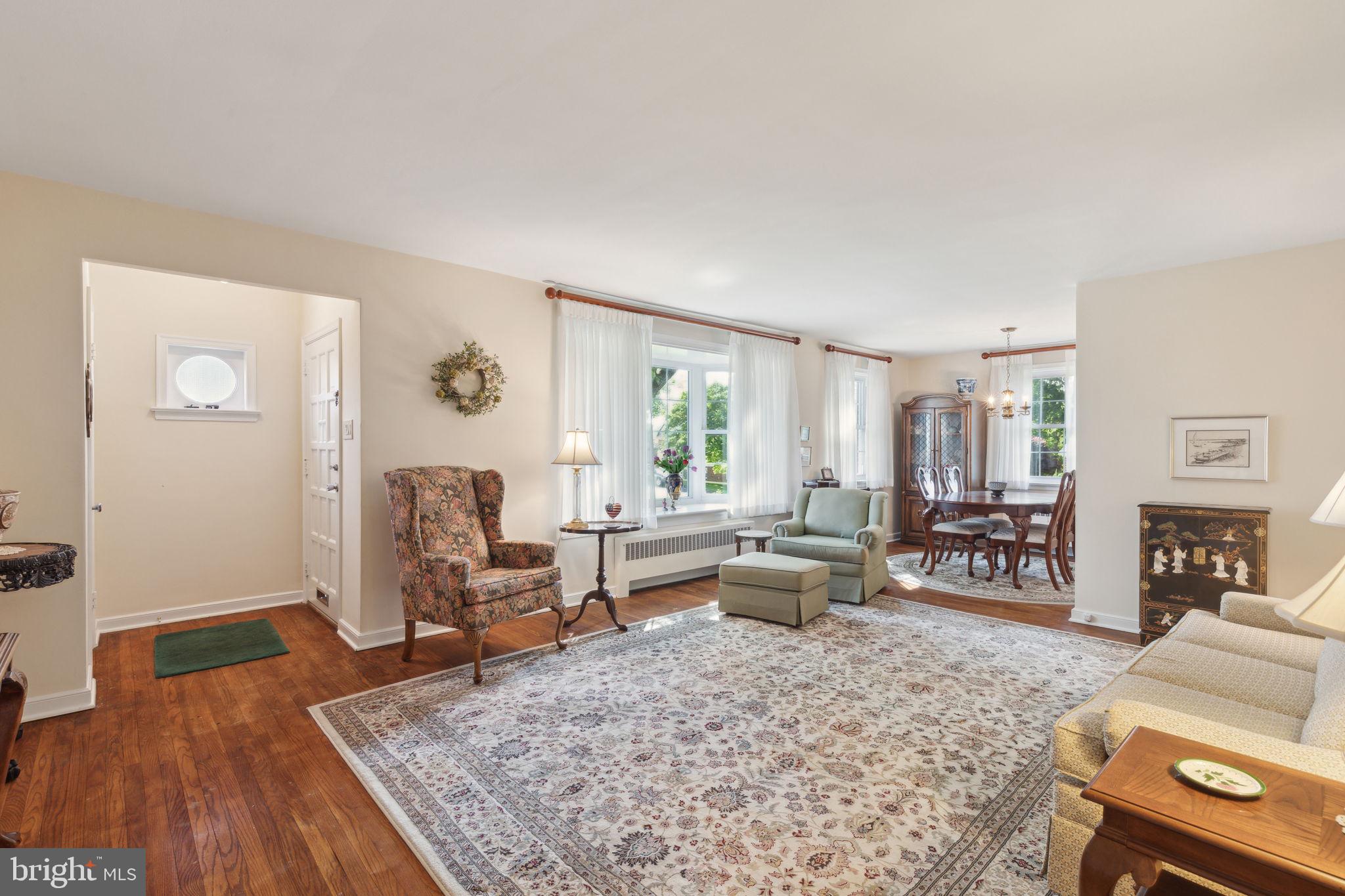 907 Edann Road Oreland, PA 19075 - Photo 7 of 58 Gallery Image 7