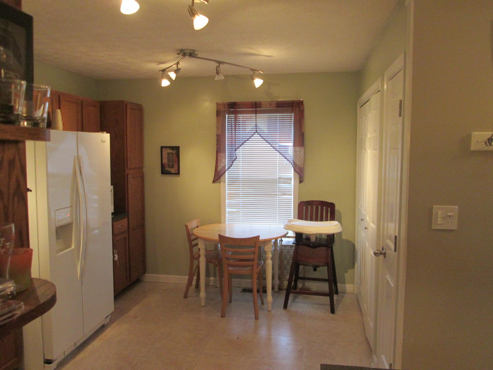 2005 Ruby Travis Road Chapmansboro, TN 37035 - Photo 12 of 30 Gallery Image 12
