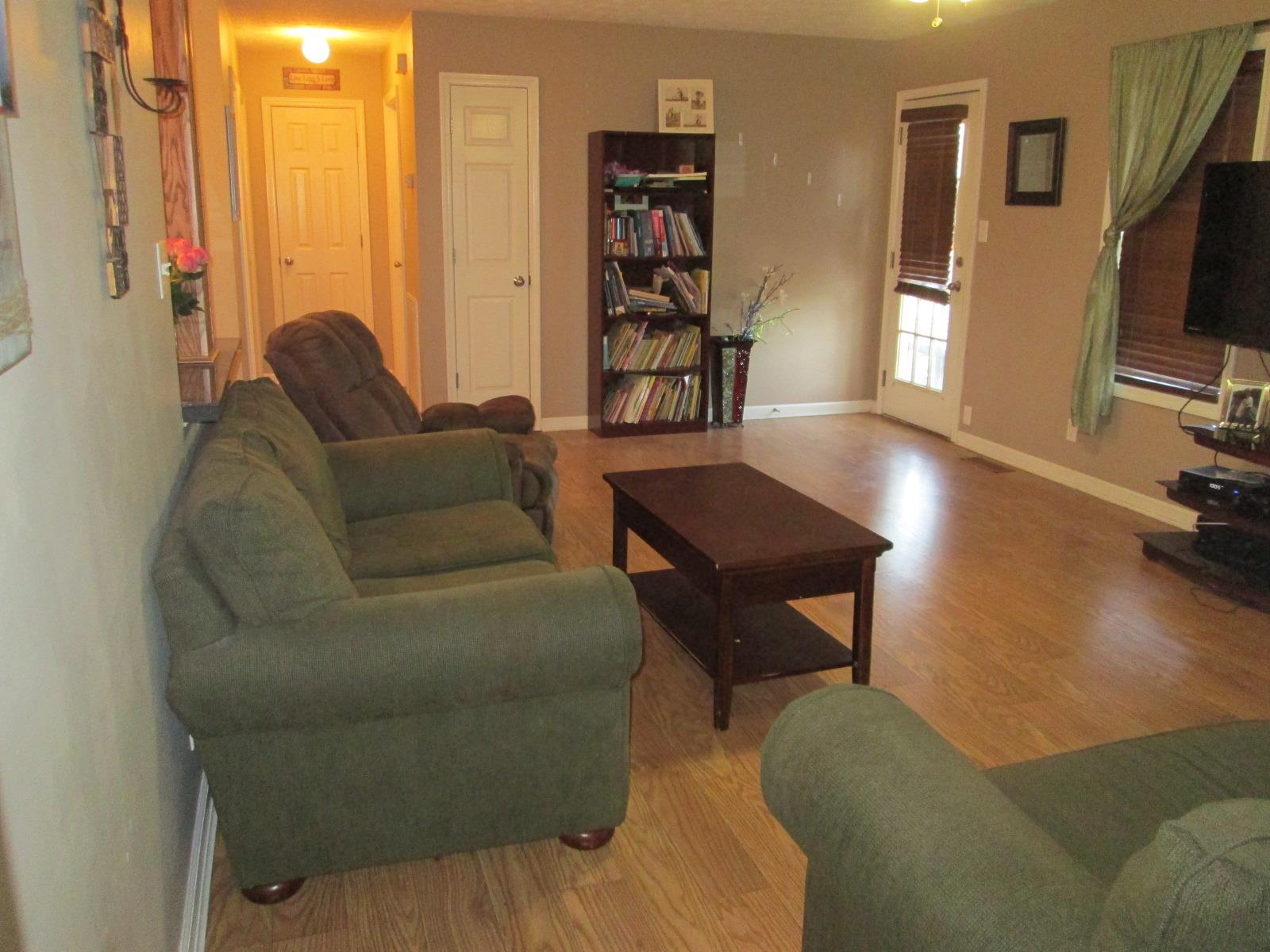 2005 Ruby Travis Road Chapmansboro, TN 37035 - Photo 8 of 30 Gallery Image 8