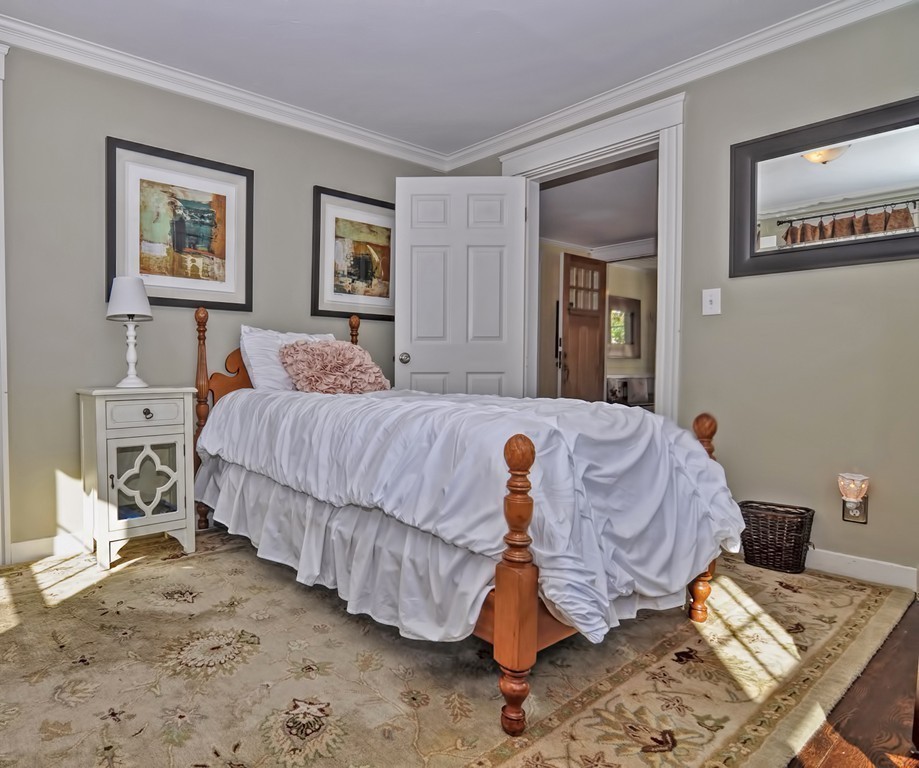 94 Beechwood Road Wellesley, MA 02482 - Photo 21 of 30