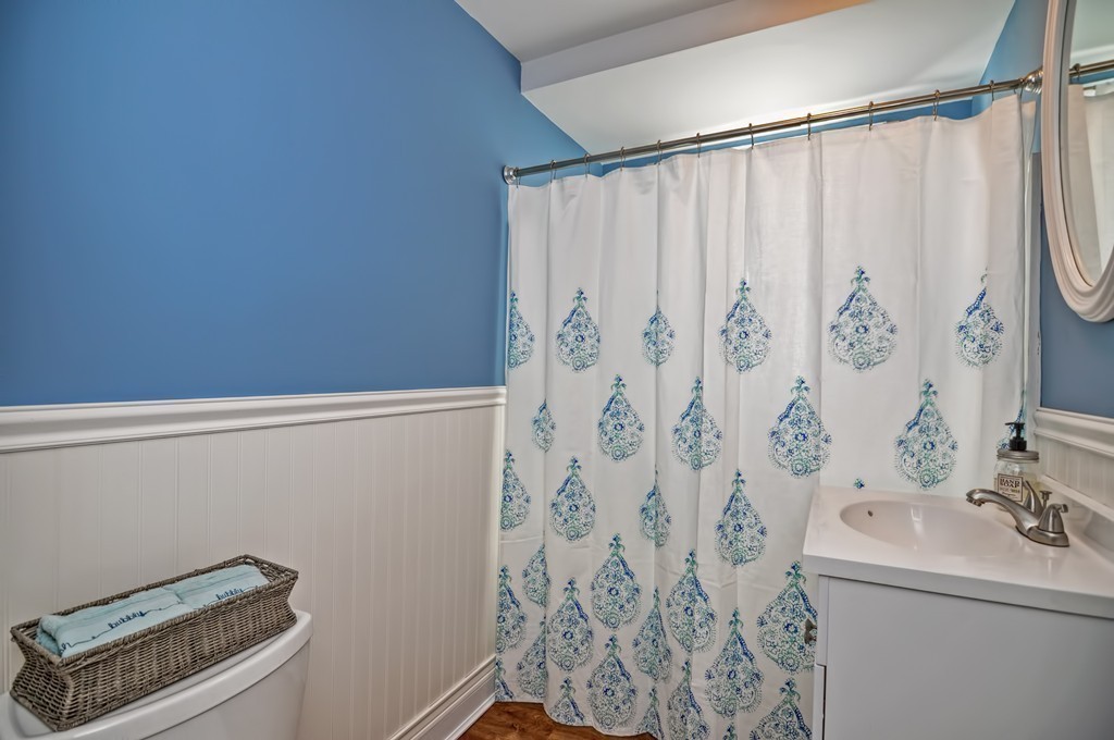 94 Beechwood Road Wellesley, MA 02482 - Photo 23 of 30