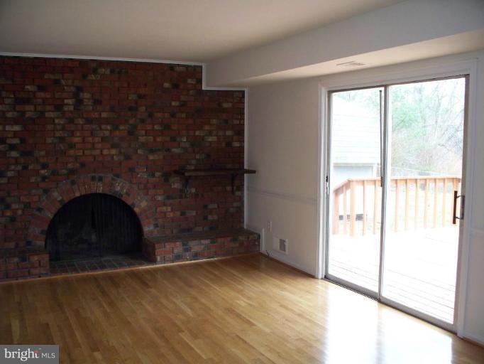 13856 Turnmore Road Silver Spring, MD 20906 - Photo 2 of 18 Family Room