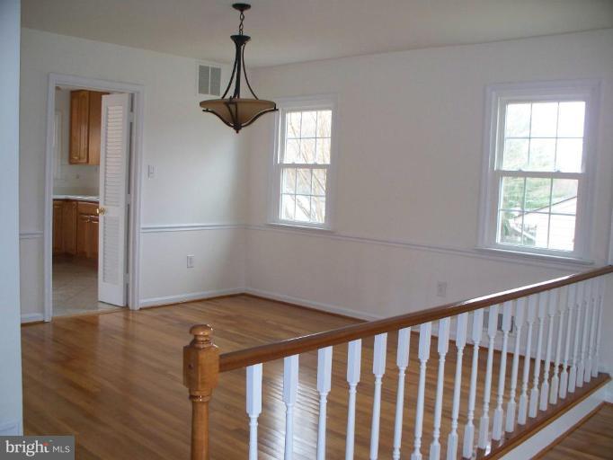 13856 Turnmore Road Silver Spring, MD 20906 - Photo 5 of 18 Dining Room