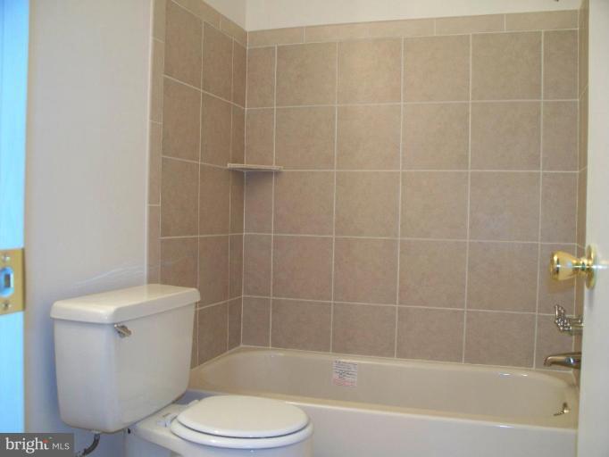 13856 Turnmore Road Silver Spring, MD 20906 - Photo 10 of 18 Bath #2