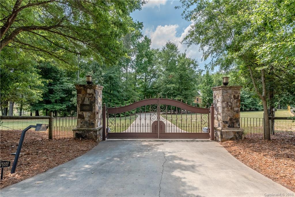 4535 Charlie Hipp Road Charlotte, NC 28214 - Photo 36 of 36