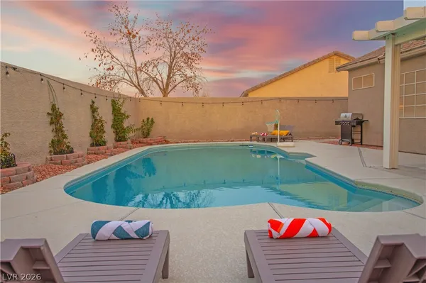 $2,925 | 5235 Zebra Court, North Las Vegas, NV 89031