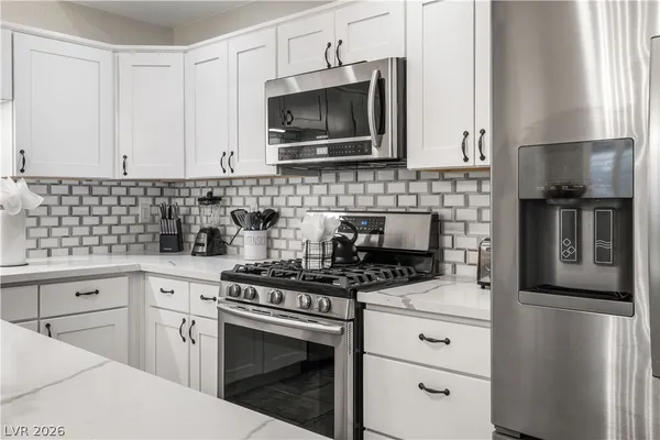 $2,925 | 5235 Zebra Court, North Las Vegas, NV 89031