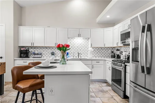 $2,925 | 5235 Zebra Court, North Las Vegas, NV 89031