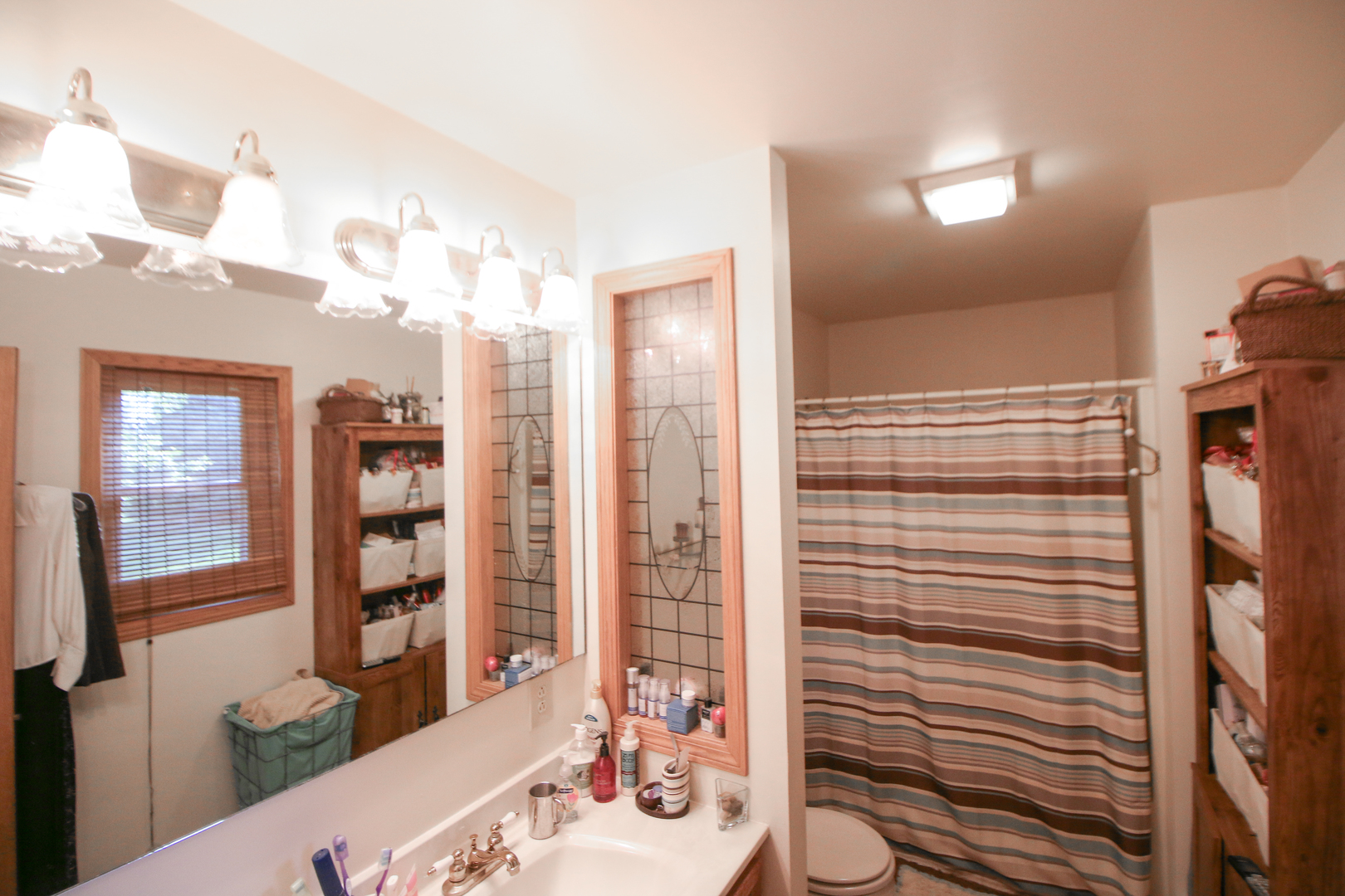 1817 Valley Ridge Lane Dixon, IL 61021 - Photo 11 of 39 Gallery Image 11