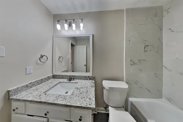 $2,100 | 5510 Forest Trails Drive, Houston, TX 77084