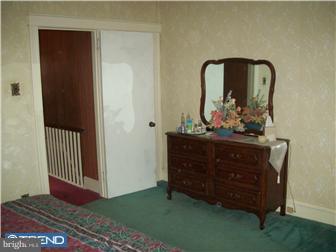 67 Lamport Road Upper Darby, PA 19082 - Photo 8 of 12 Bedroom - Main