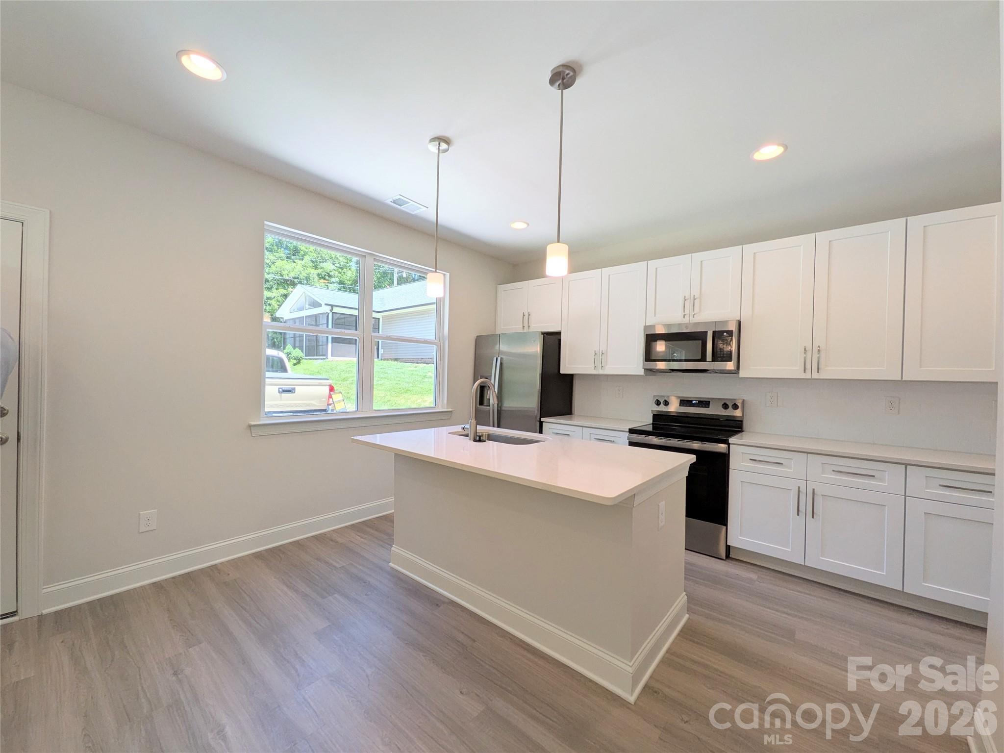 209 James Street Kannapolis, NC 28083 - Photo 4 of 19