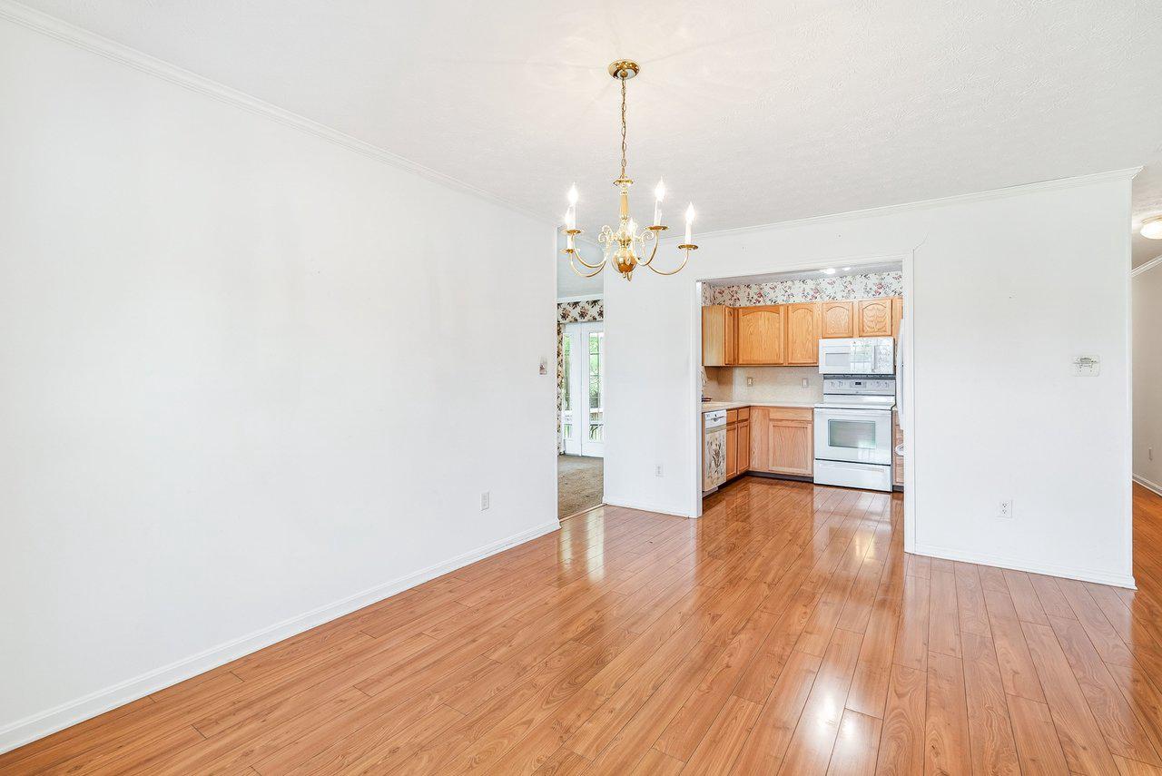 849 South Ox Road Woodstock, VA 22664 - Photo 11 of 51 Bright and airy open living space.