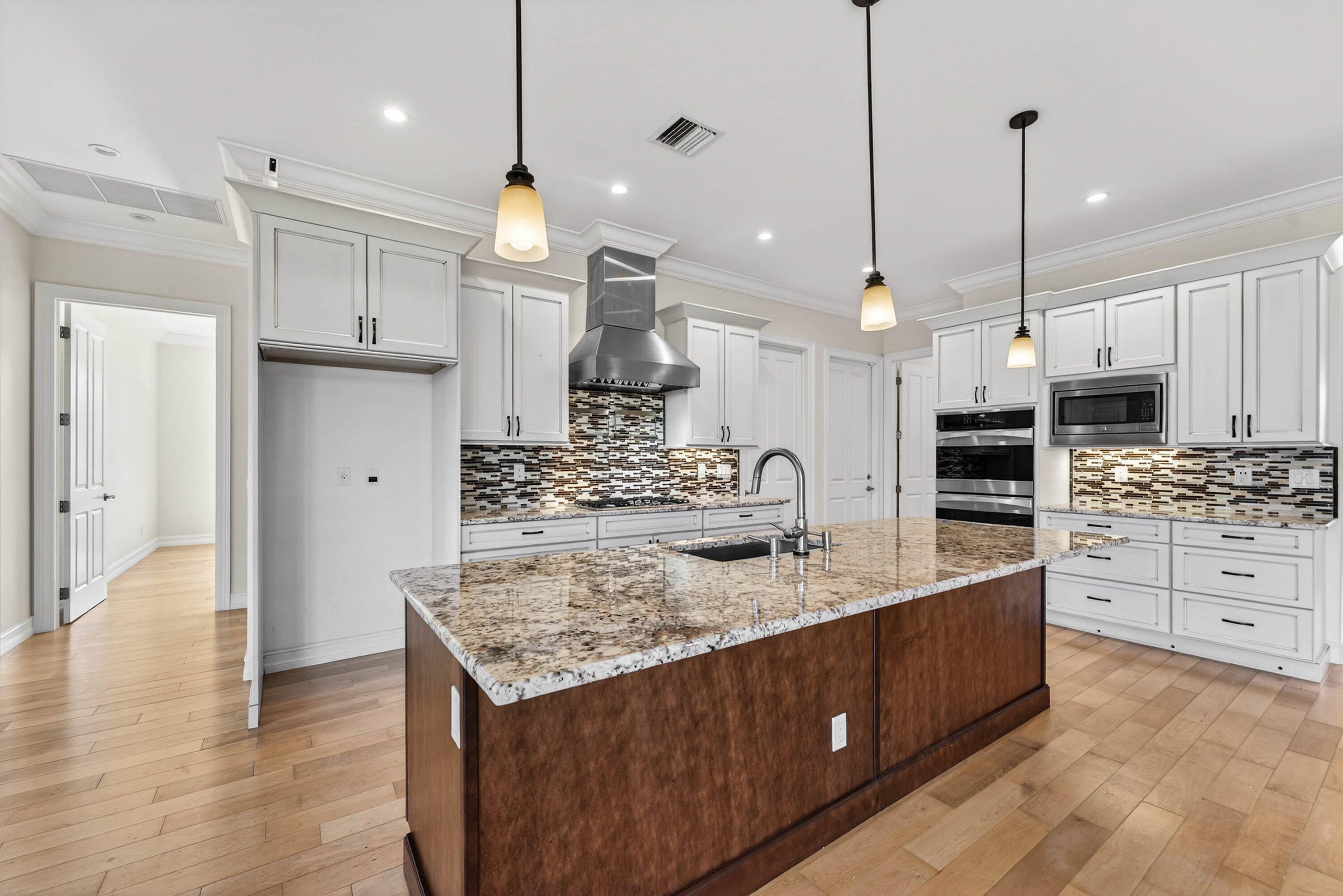 2920 Spanish River Road Boca Raton, FL 33432 - Photo 22 of 75 019-2920SpanishRiverRoad-BocaRaton-FL-33