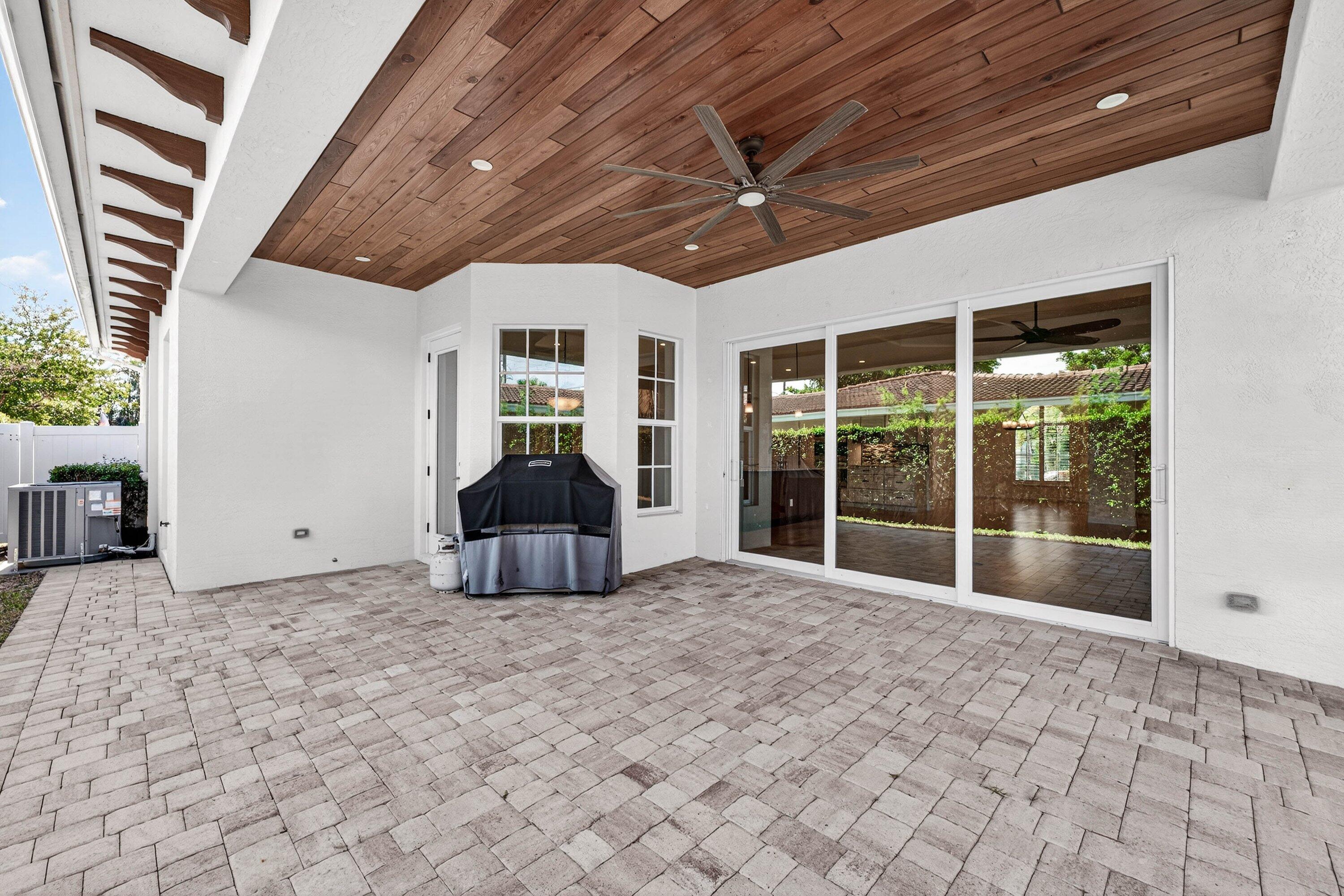 2920 Spanish River Road Boca Raton, FL 33432 - Photo 54 of 75 049-2920SpanishRiverRoad-BocaRaton-FL-33