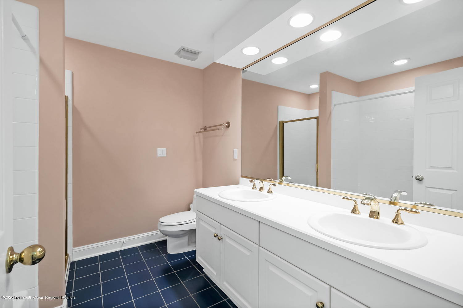 150 Alderbrook Road Little Silver, NJ 07739 - Photo 11 of 12 150 Alderbrook Rd Little-large-019-011-4